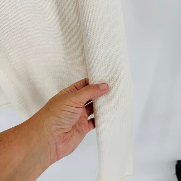 Vintage Tommy Hilfiger Cream Knit Sweater Flag Logo Crewneck Size L (Runs Small) - Picture 5 of 10